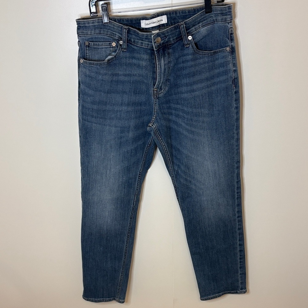 Calvin Klein Women's Denim Cropped Jeans